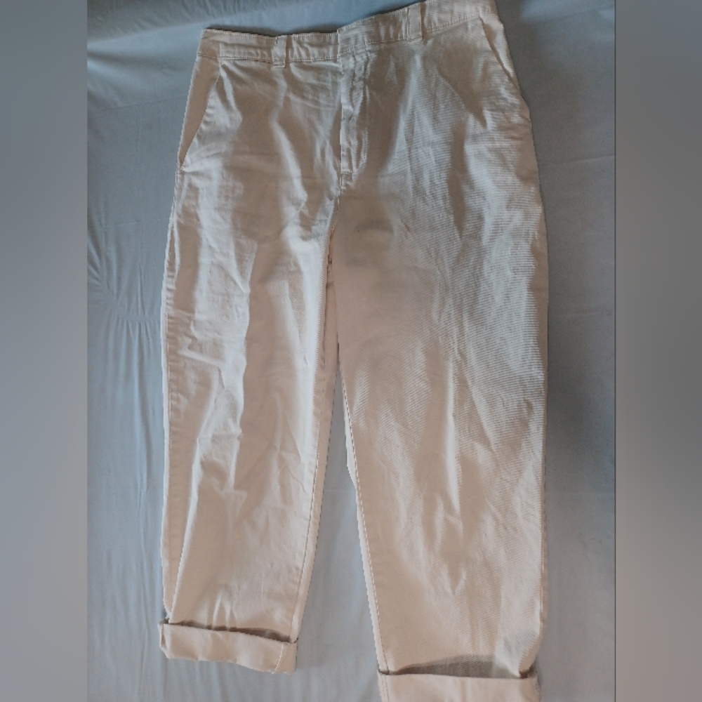 Gap Straight Up Khaki summer pants size 10 color Cream